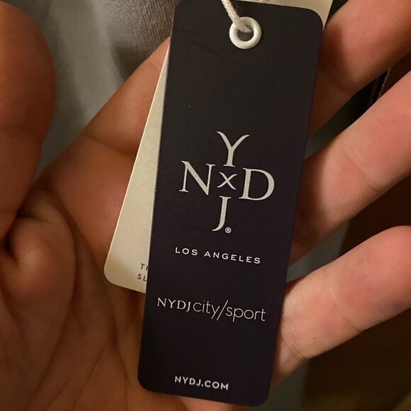 Nydj bottoms - Picture 4 of 4